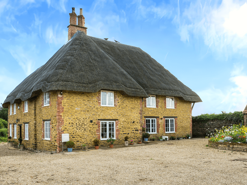 A beautifully restored 5-bedroom listed cottage blending heritage charm and modern living.